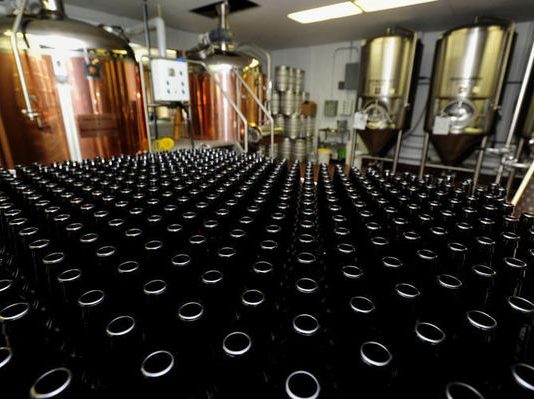 “Siamo fermi? Noi in FERMENTO!”, la protesta di 40 birrifici artigianali italiani che non hanno nemmeno potuto godere dei ristori