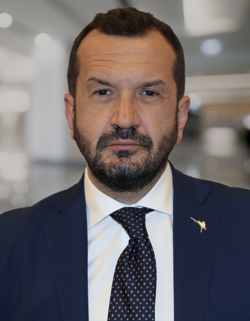 2418693B-3B3E-4245-9B35-EA0CC3CB7131